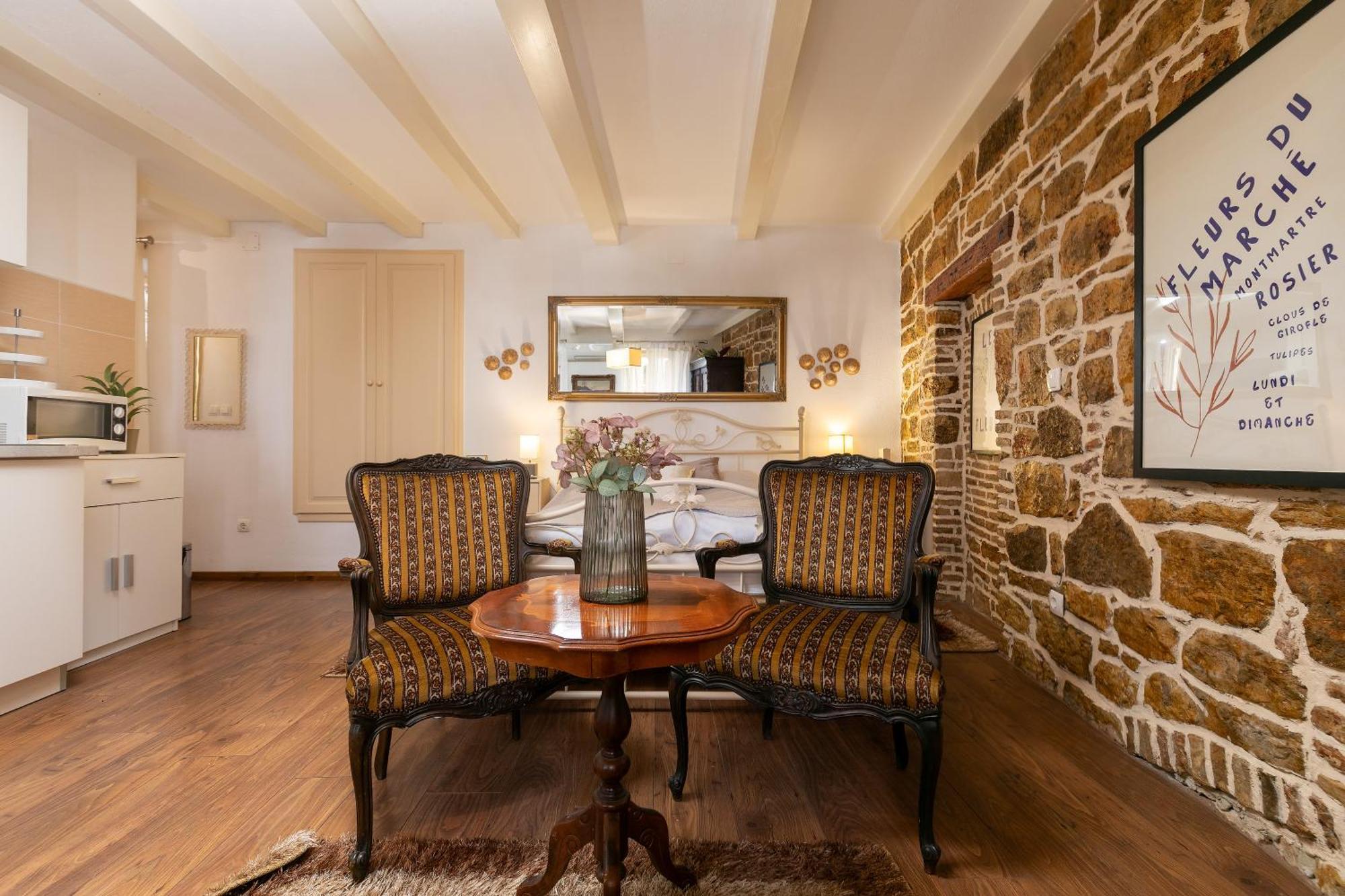 Duplex Apartment Camelia In Charming Old Town Ровинь Экстерьер фото